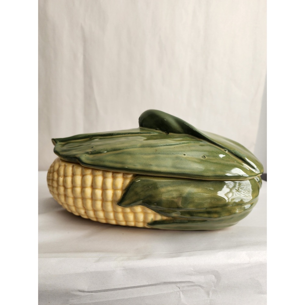 Vintage Shawnee Pottery Corn King Casserole Dish with Lid USA 74 Yellow Green